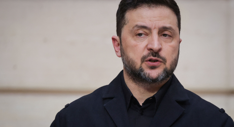 Zelenskiy_diz_que_os_EUA_vinculam_garantias_de_segurança_à_cessão