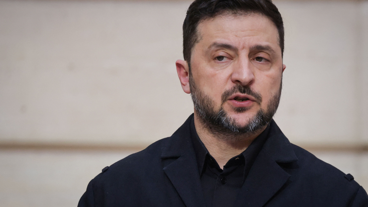 Zelenskiy_diz_que_os_EUA_vinculam_garantias_de_segurança_à_cessão