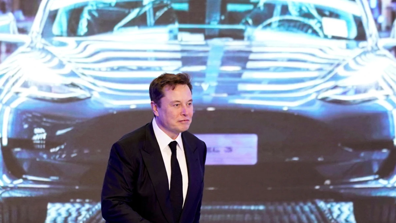 Elon_Musk_rebate_Ford_sobre_BYD_e_aponta_obstáculo_central_da_Tesla