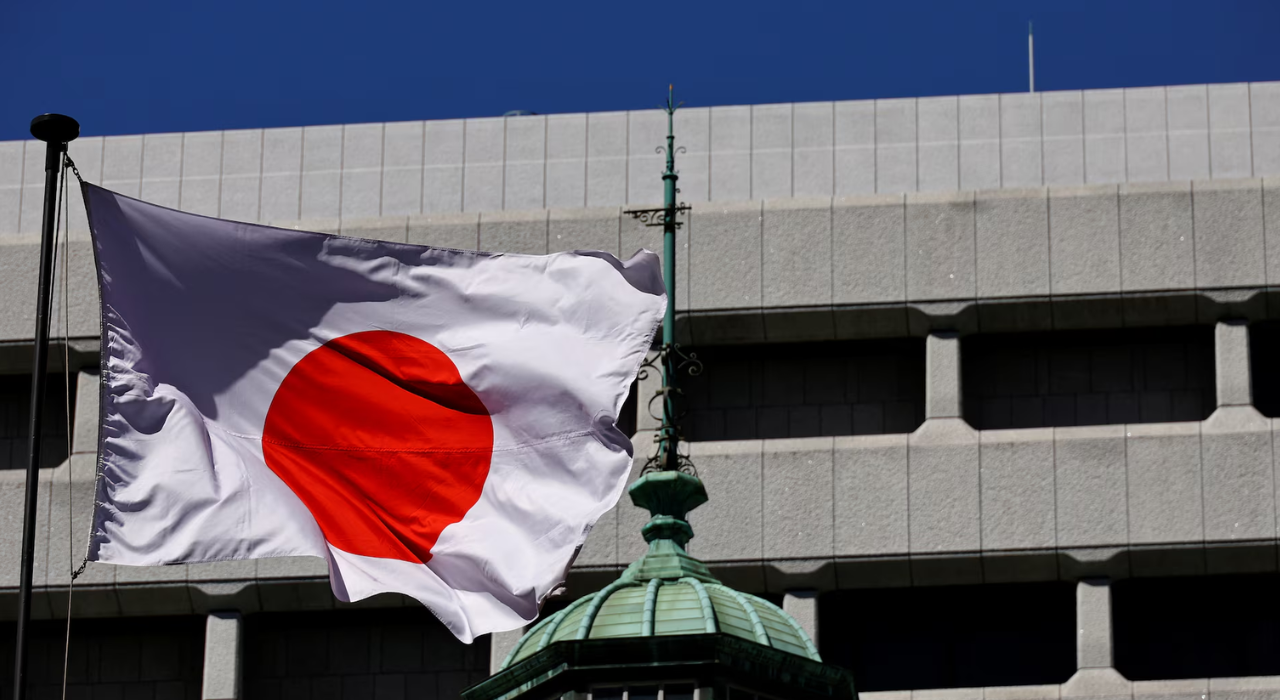 Japão_BoJ_deve_manter_juros_diante_de_riscos_geopolíticos
