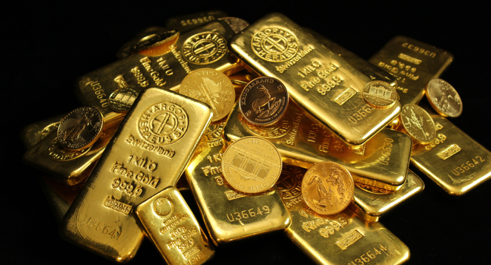 Ouro_se_estabiliza_perto_de_US