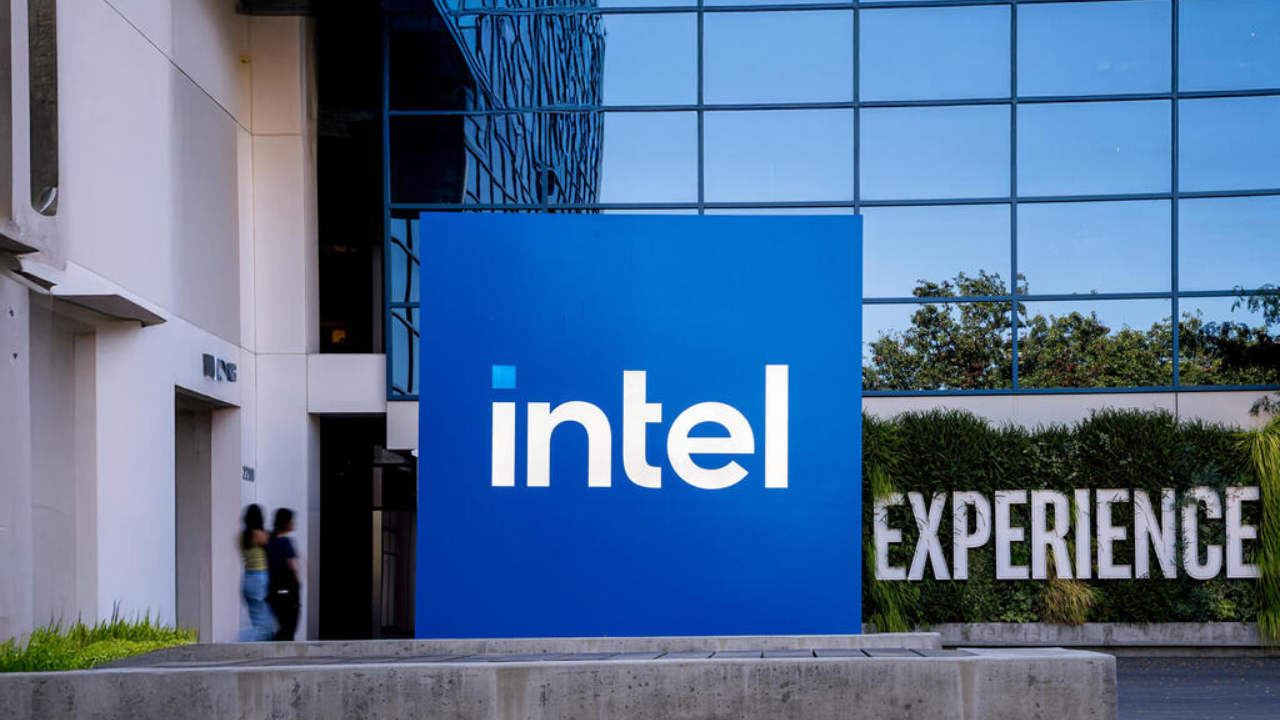 Rali_da_Intel_força_céticos_a_rever_visão_antes_dos_resultados