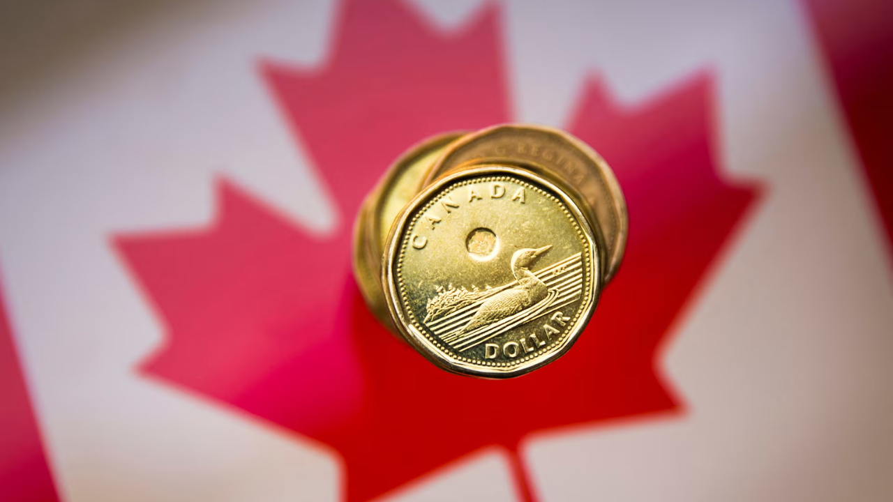Dólar canadense cai após inflação