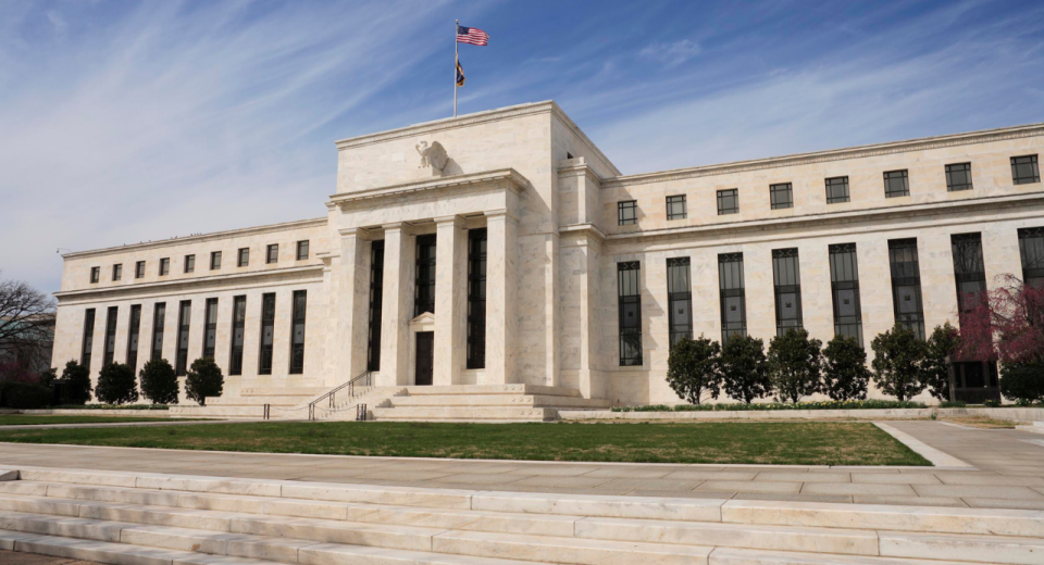 Rendimentos dos Treasuries americanos caem enquanto investidores acompanham negociações entre Estados Unidos e Irã