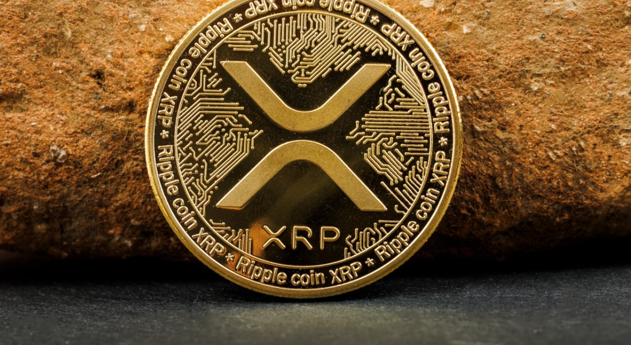 XRP mira US$ 1,60 com acumulação recorde