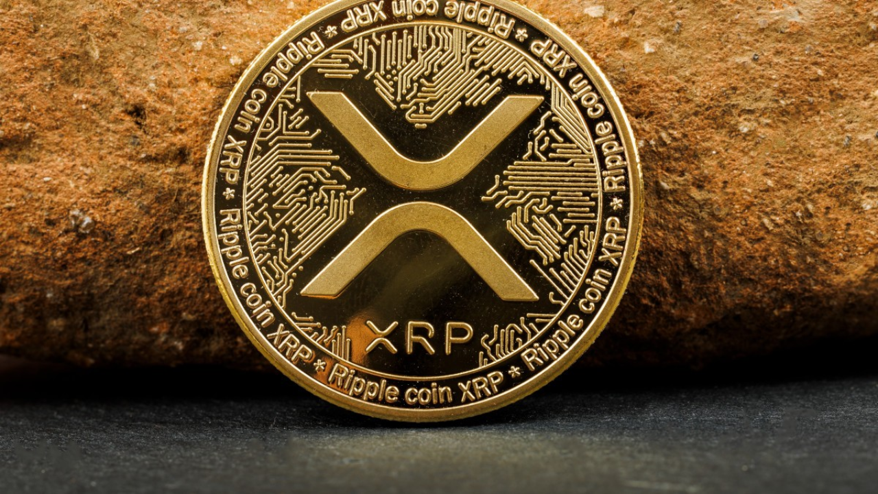 XRP mira US$ 1,60 com acumulação recorde