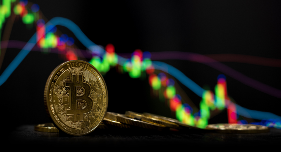 Bitcoin sob pressão antes de vencimento de opções