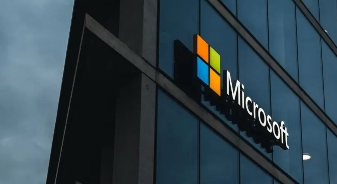 Microsoft alvo de ação de acionistas sobre Azure, crescimento em nuvem e gastos com inteligência artificial