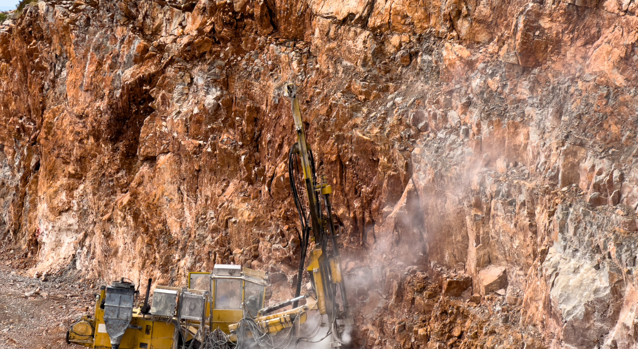 Programa de perfuração de 2026 da Copper One no projeto de cobre, prata e ouro Majuba Hill, em Nevada