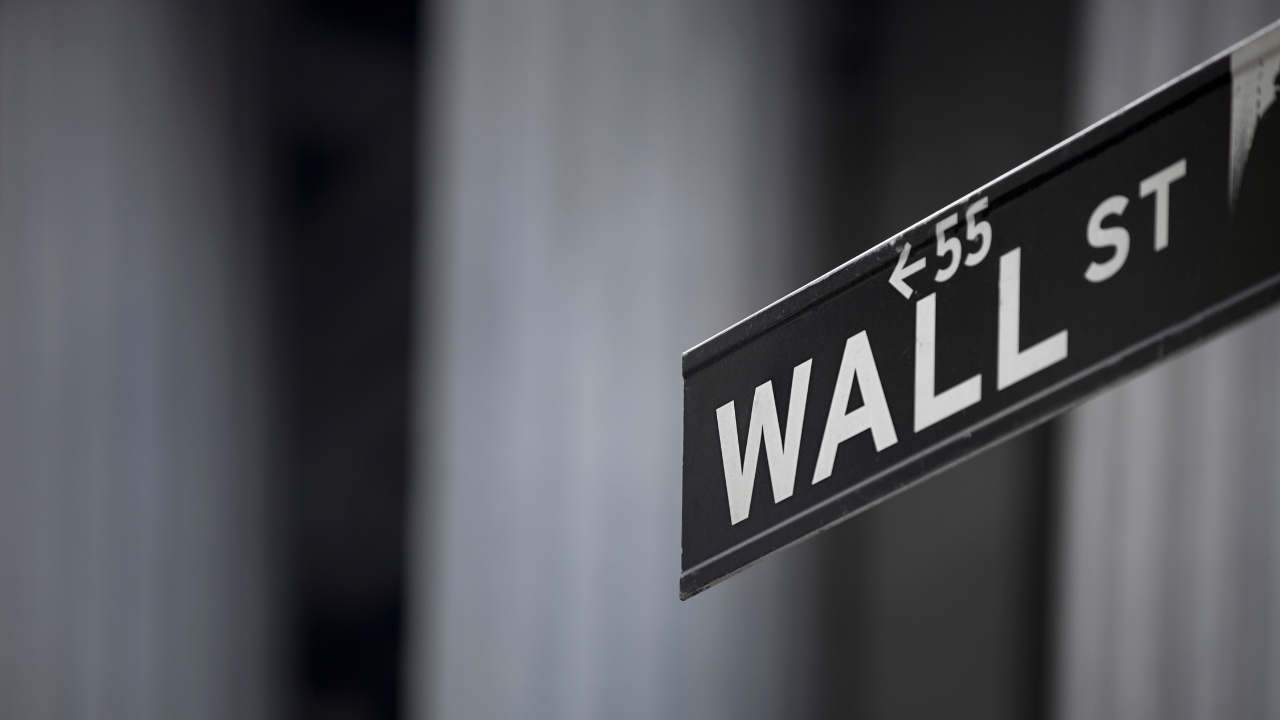 Mercados americanos em alta com ações de tecnologia, ETFs, petróleo, dólar e rendimentos dos Treasuries em destaque